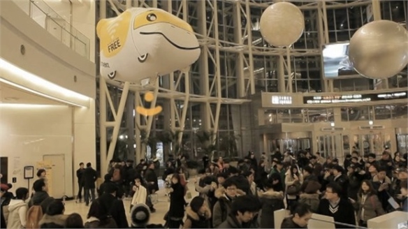 Emart’s Flying Store Promo Taps into Anywhere Retail, Korea