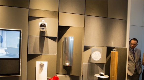 Bang & Olufsen: Audio-luxe Retail 