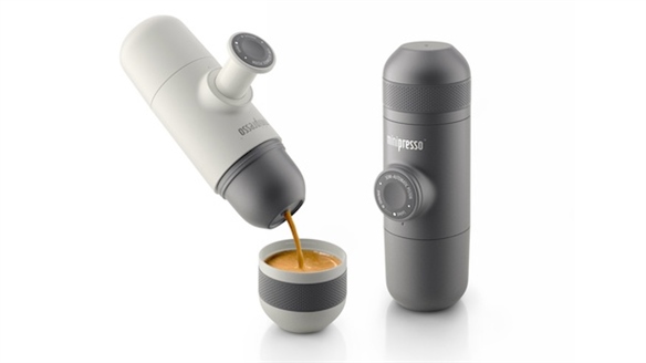 Portable Hand-Pressed Coffee