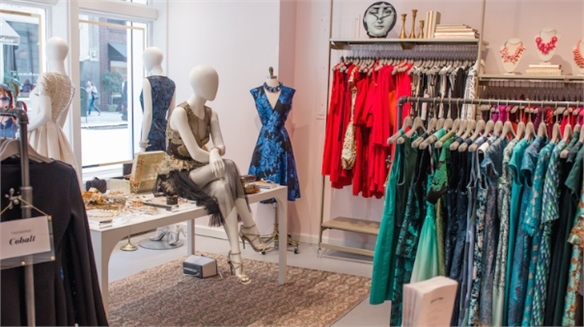 E-Fashion Rental Site Opens Shop