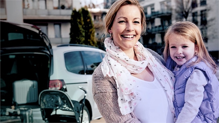 Croove Car Sharing Service From Mercedes Benz Stylus
