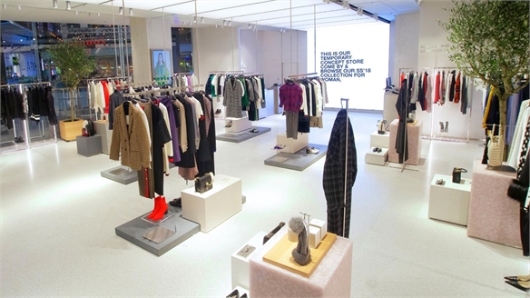 Click & Collect Futures: Zara's Showroom Store