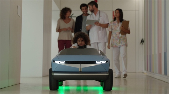 Hyundai Creates Emotional Support Car for Hospitalised Kids